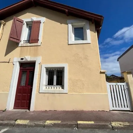 Holiday home Maison Biarritz, 3 Pieces, 4 Personnes - Fr-1-239-681 *